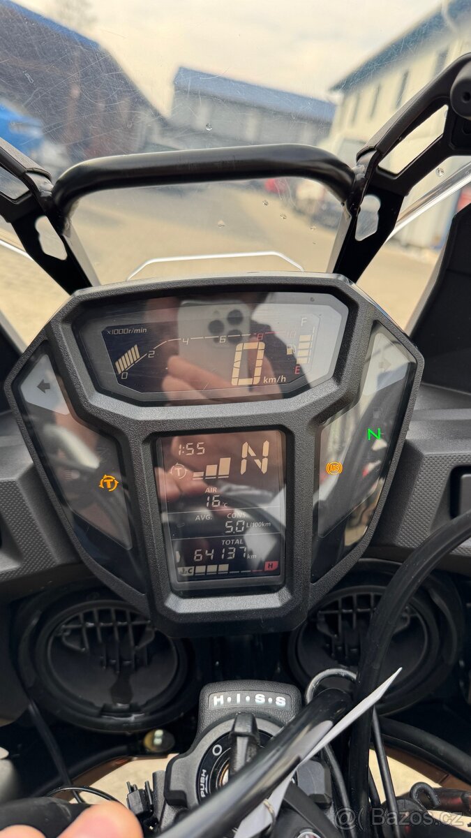 Honda CRF1000L Africa Twin Krásný stav jeden majitel - 9