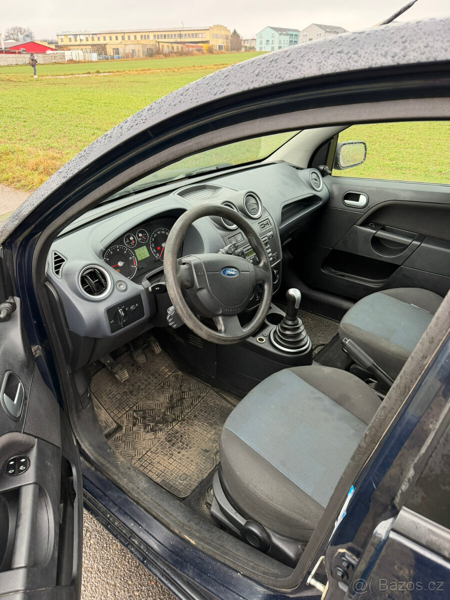 Ford Fiesta 1.3i 51kw, RV 2007, Klima, Nové v CZ - 9