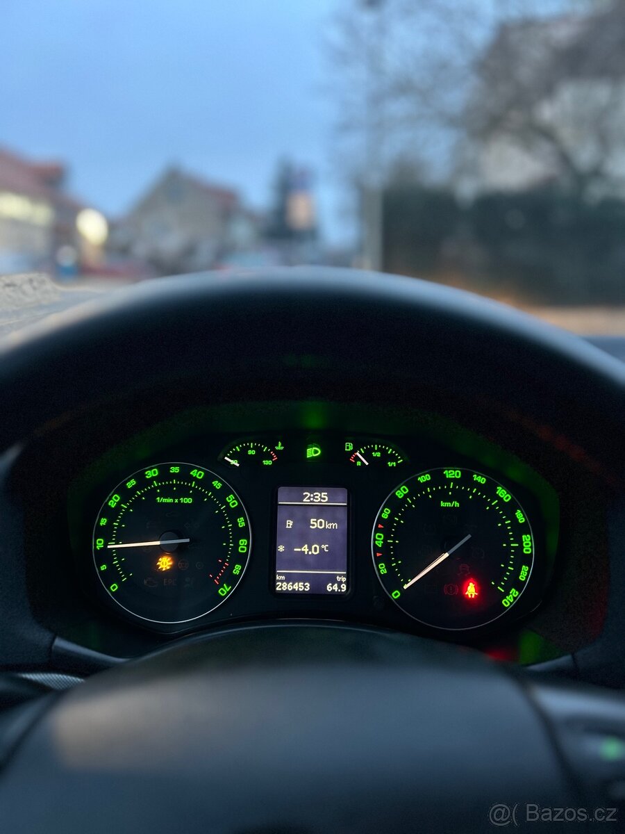 Škoda Octavia 2005 - 9