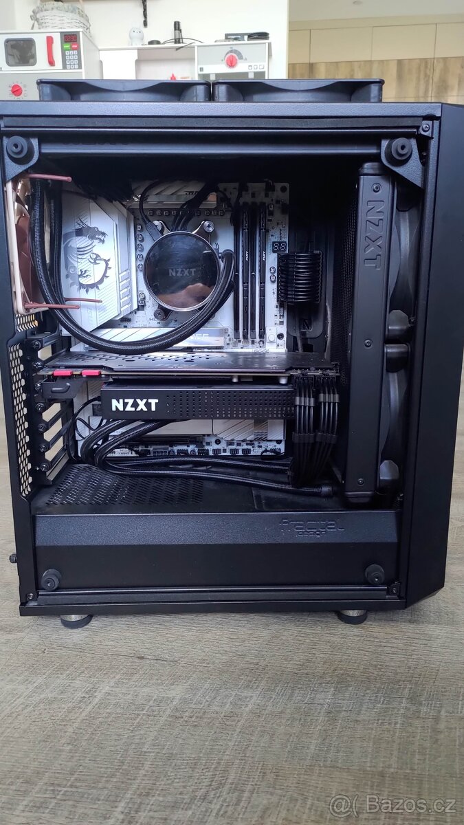 MSI GTX 1080 Ti GAMING X 11G + Vodník KRAKEN x62 - 9