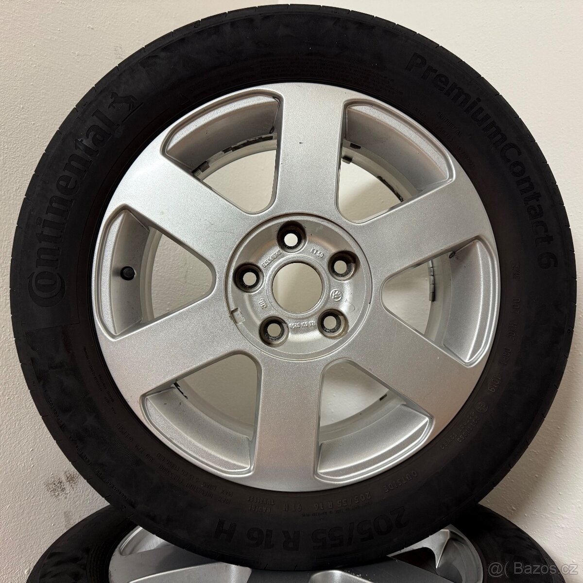 ŠKODA OCTAVIA II 5x112 R16 ET50+LETNÍ 205/55R16 4mm - 9