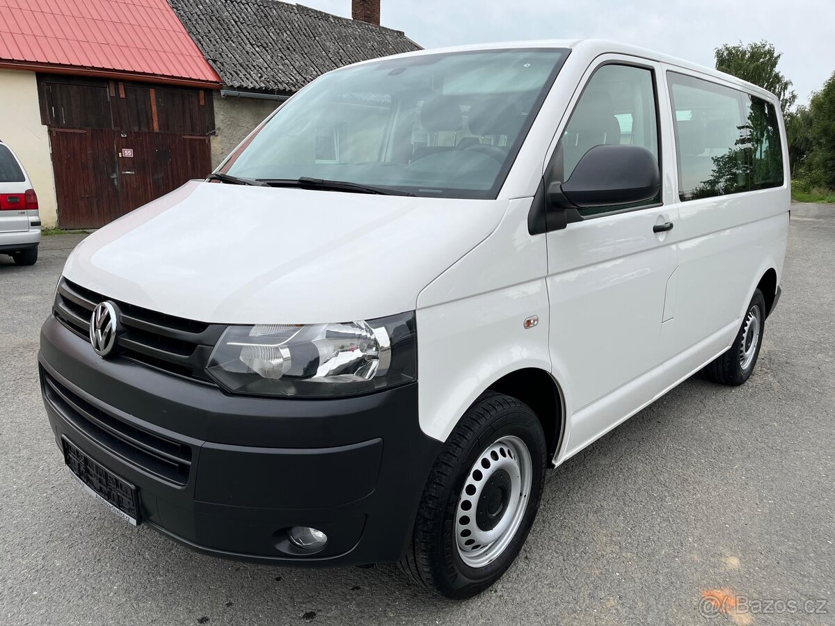 VW TRANSPORTER T5 2.0 TDi SERVISNÍ KNIHA 9.MÍST - 9