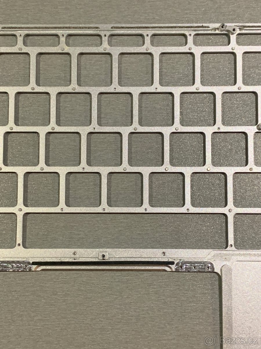 MacBook Air 11" A1370 2011 TopCase - EU verze klavesnice - 9