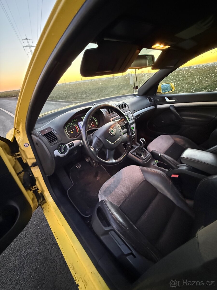 Škoda octavia 2 RS - 9