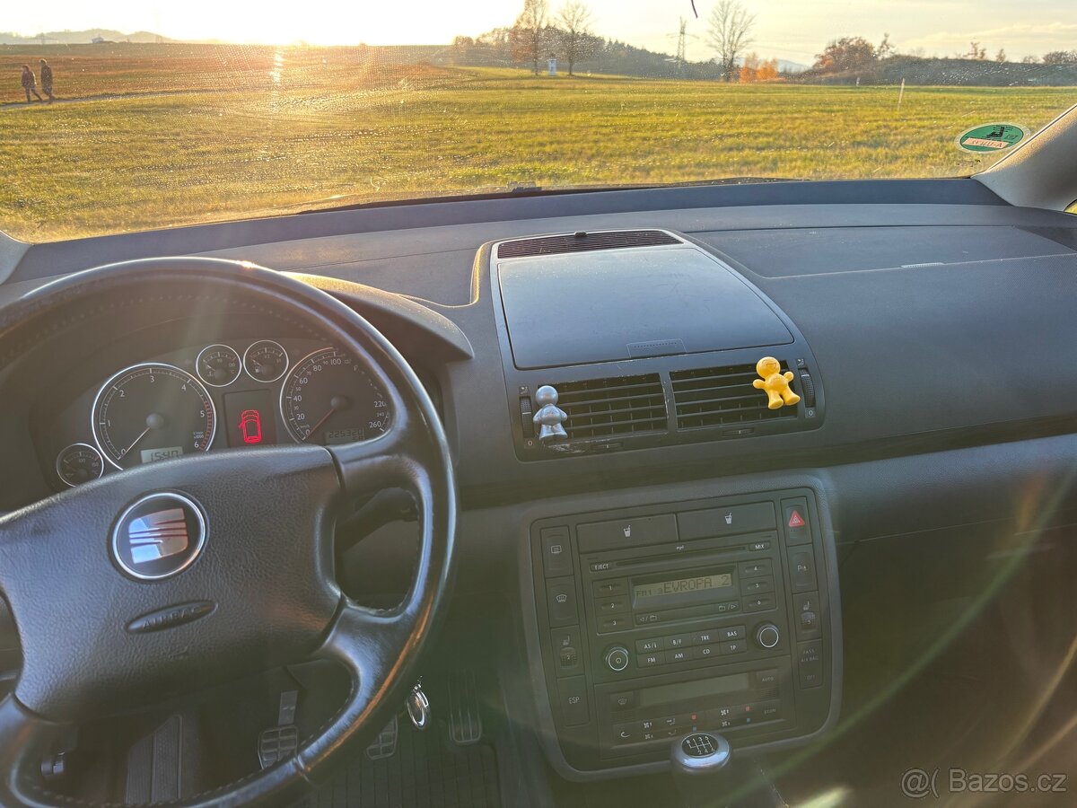 Seat Alhambra 2.0 TDI 103 kW - 9