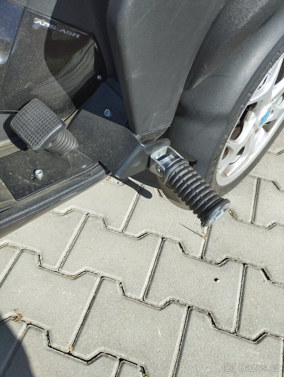 Piaggio MP3 500LT - 9