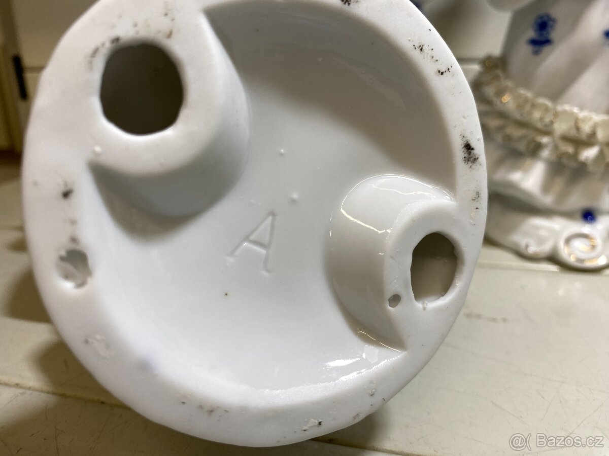 sada rokokových sošek hudebníci - 9