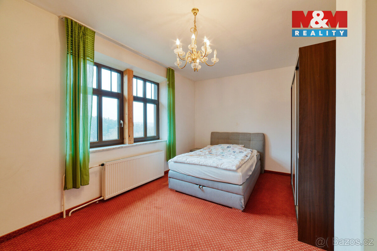 Prodej rodinného domu 7+1 v Podhradí u Aše, zahrada 5366 m2 - 9