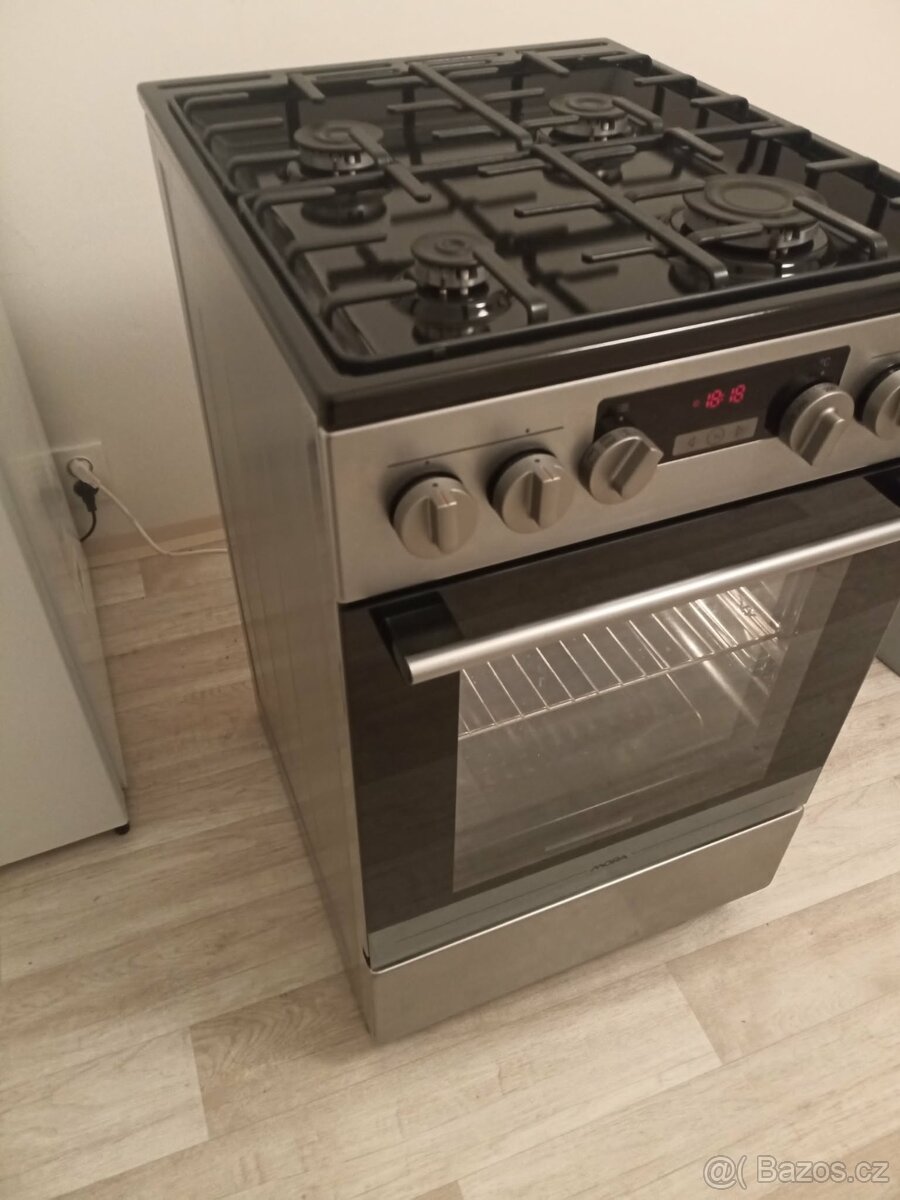 Kombinovaný sporák Mora - 9