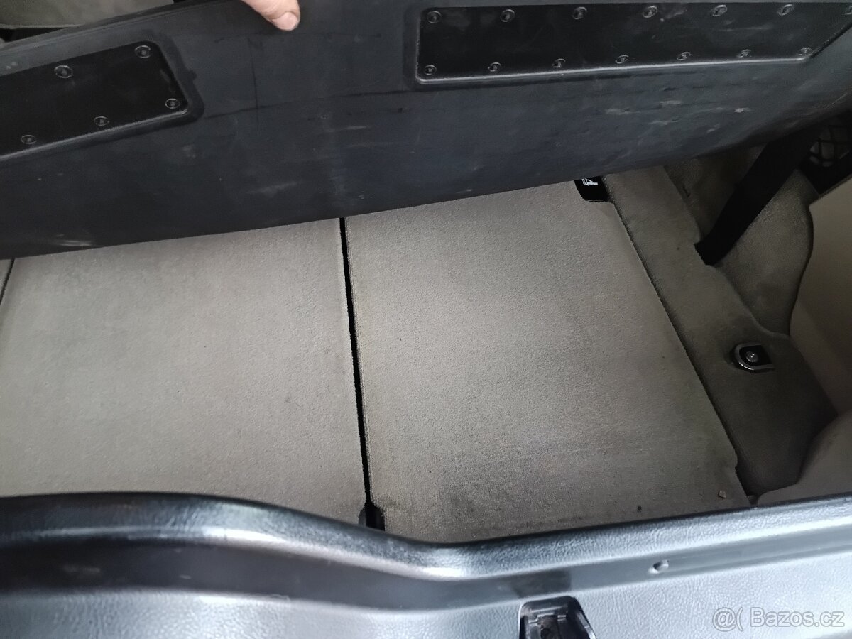 LR Discovery 4 3.0 188kw motor po go 7 mist - 9