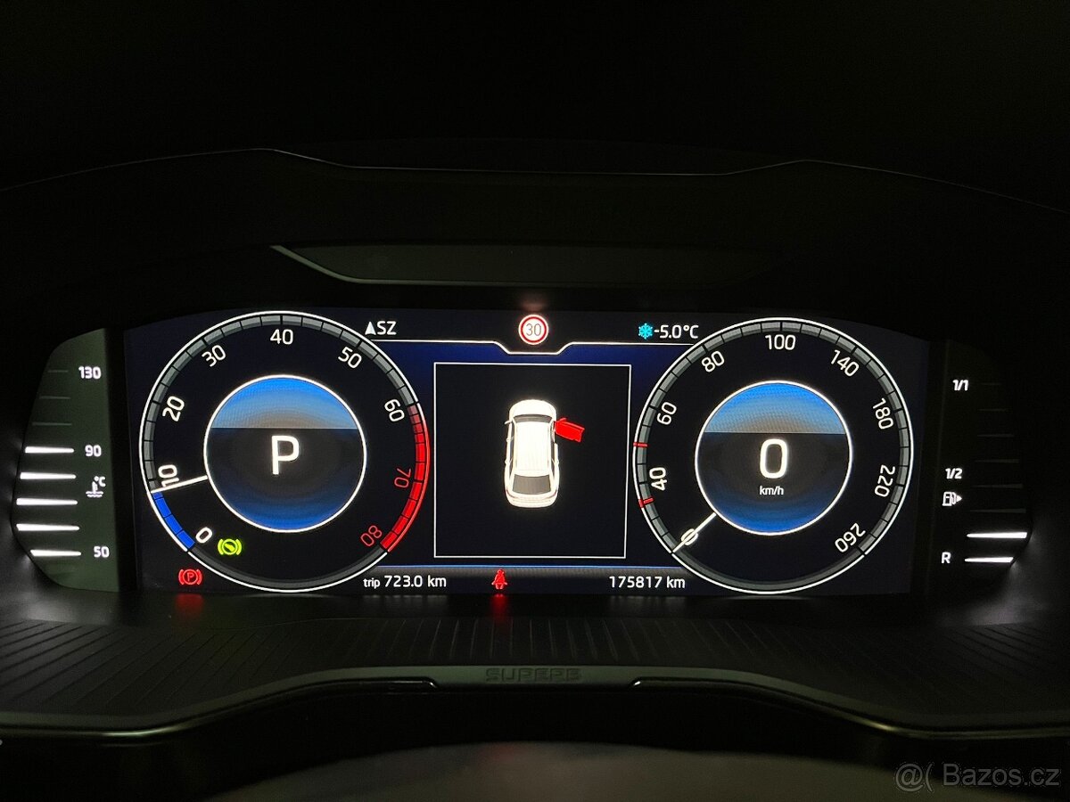 Škoda Superb combi 1.5 TSI 110 kW DSG - 9