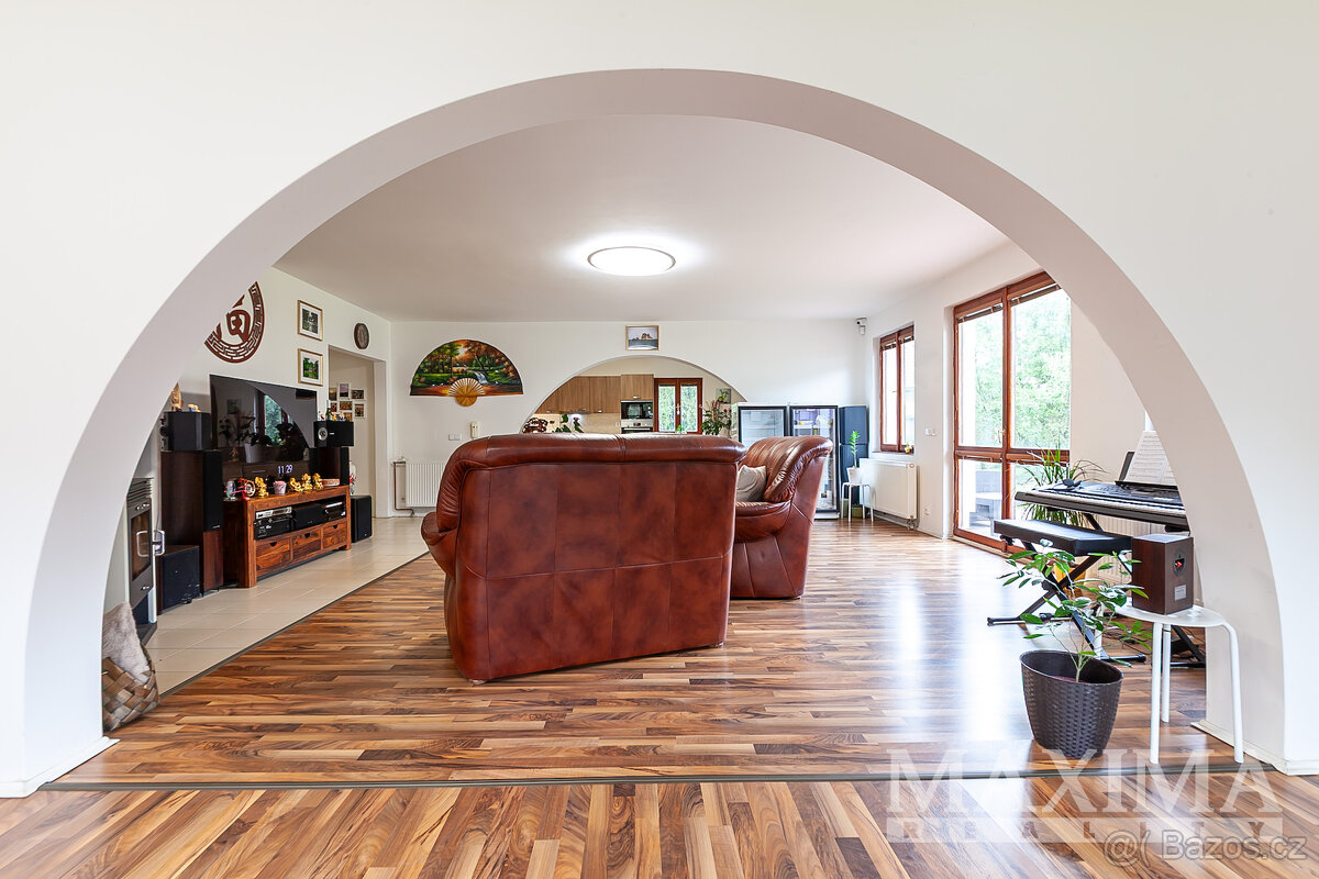 Dům 6 a více o ploše 352 m2 - Třebotov, Třebotov - 9