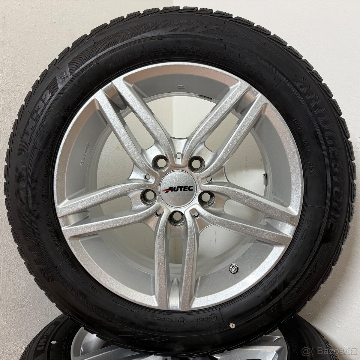 AUDI/VW/ŠKODA 5x112 R16 ET52+ZIMNÍ 205/60R16 7,5mm - 9