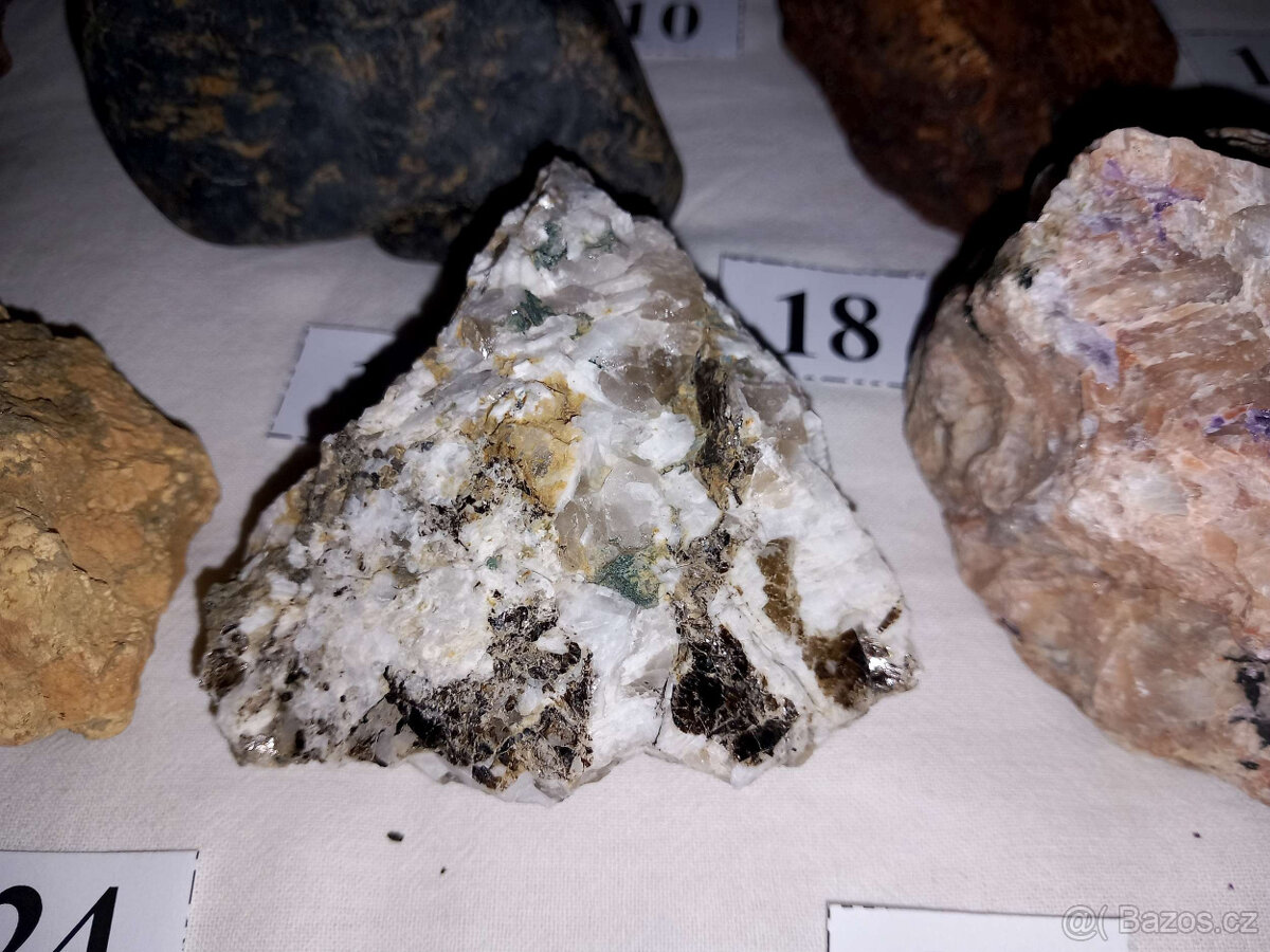 S94 Sbírka 37 ks minerálů - 9