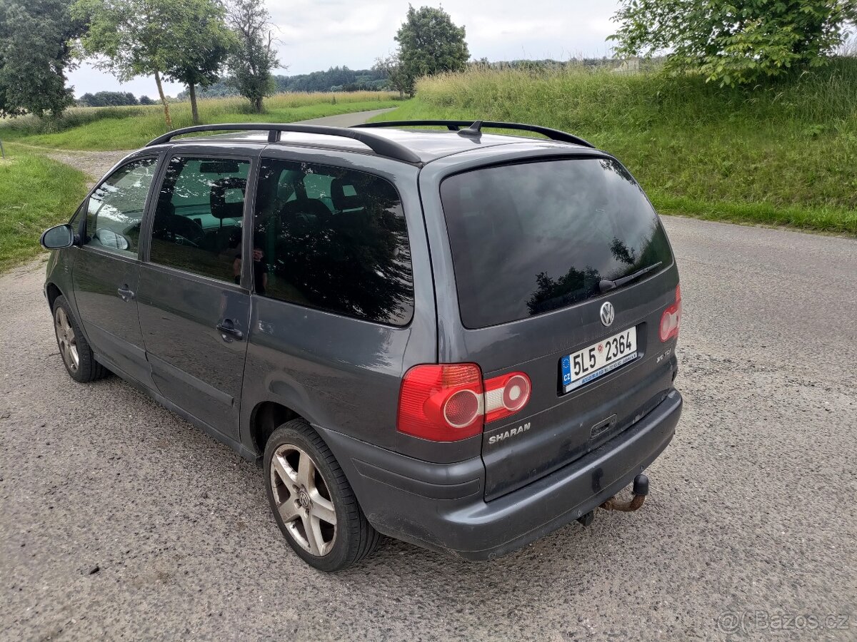 Volkswagen Sharan 2.0 TDi 103 kW - 9