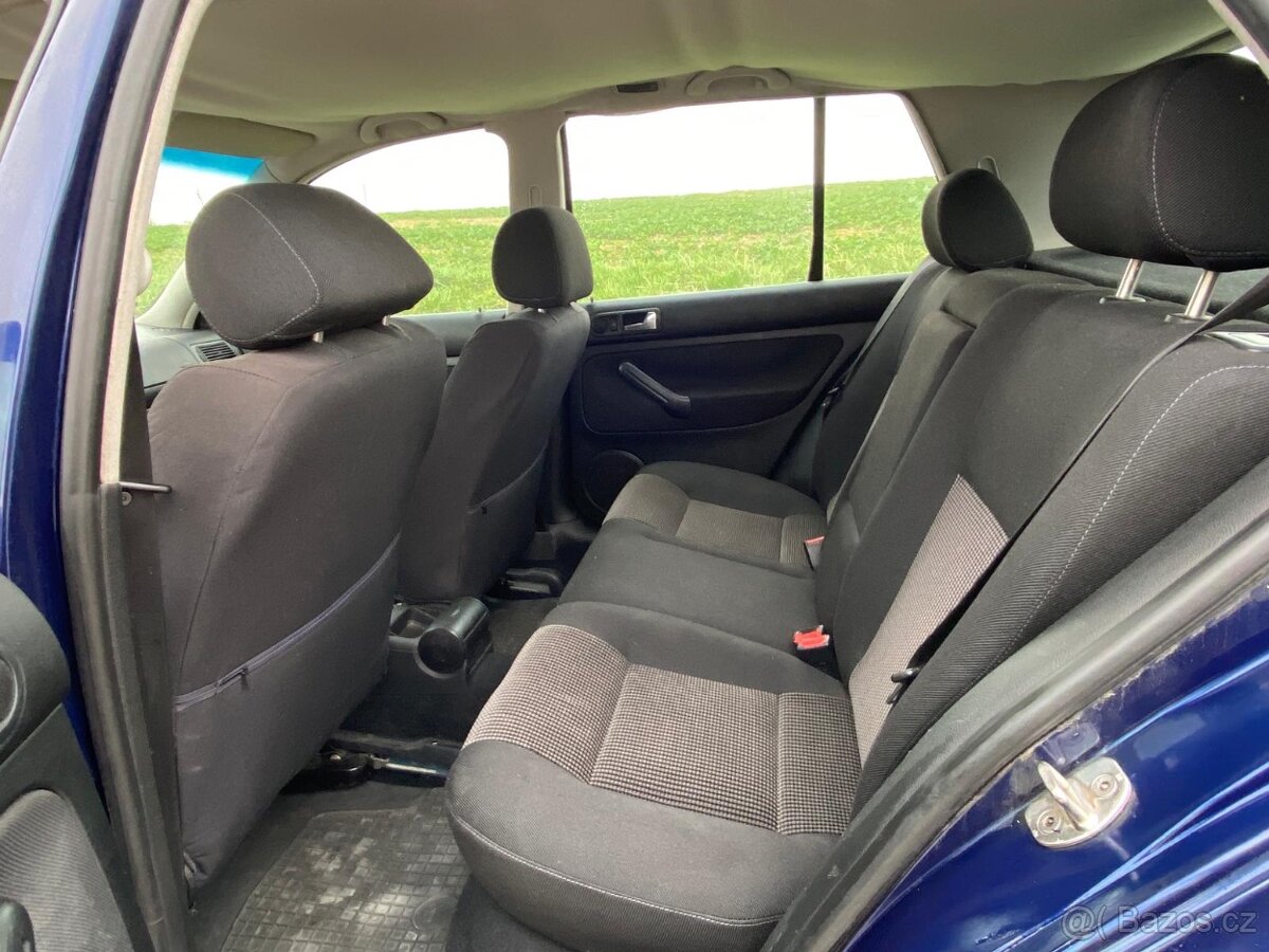 VW Golf IV 1.6 - 9