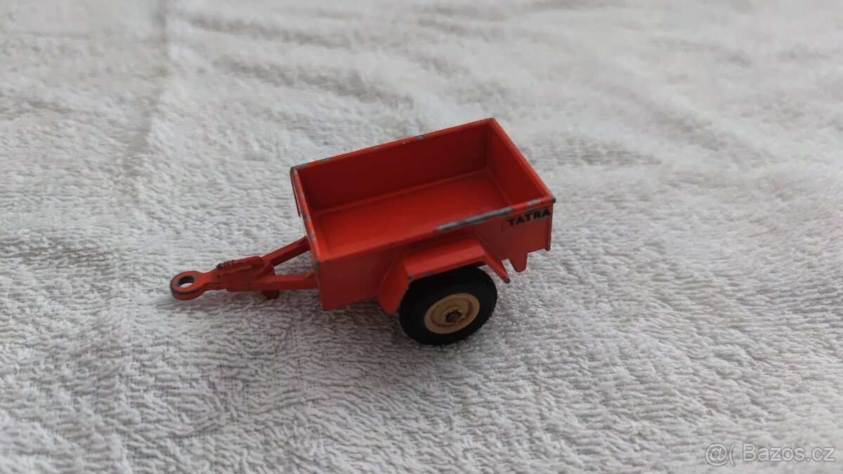 Stará retro autíčka, doplňky - 9