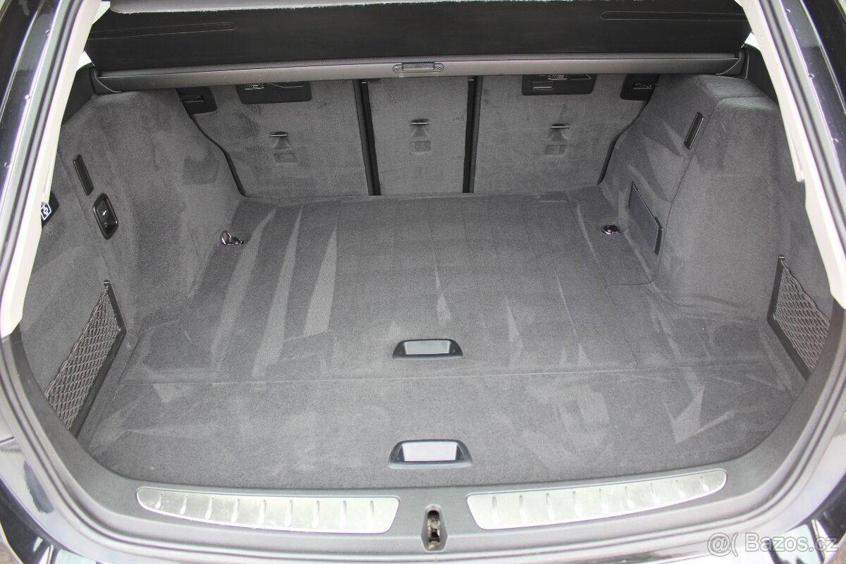 BMW 318D, FULL LED, NAVI, MANUÁL - 9