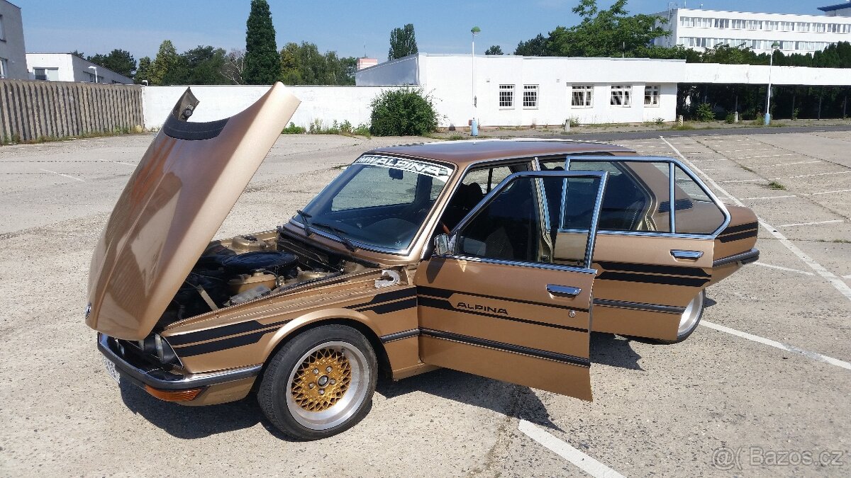 BMW 525, e12, r.v. 10/1980, zlatá, design ALPINA - 9