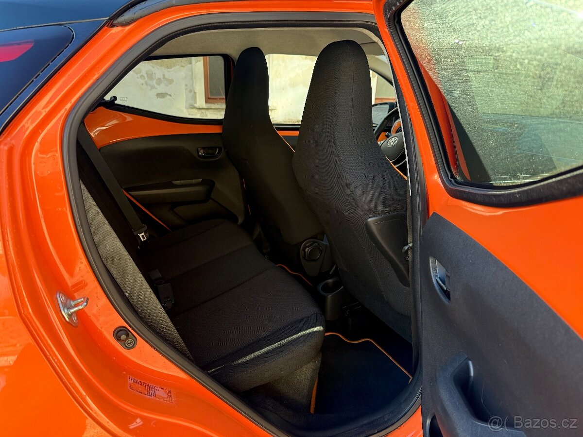 Toyota Aygo 1.0i 53kw ČR Automat 1.Maj Klima - 9