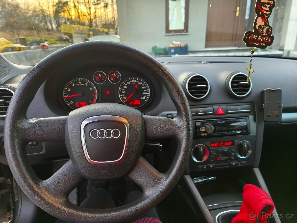 Audi A3 2006– 1.6 FSI, 85kw, dobrý stav - 9