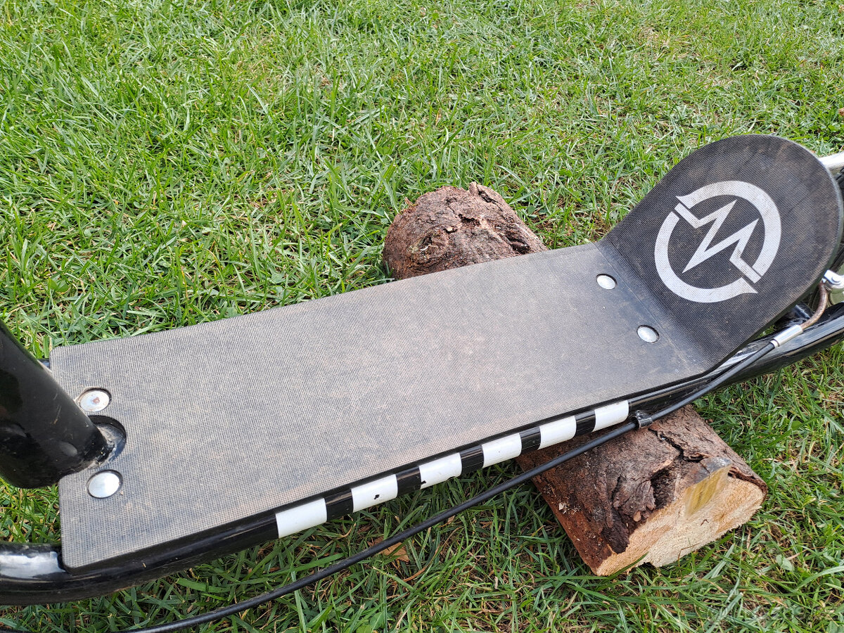 Koloběžka MASTER 16-12 - 9