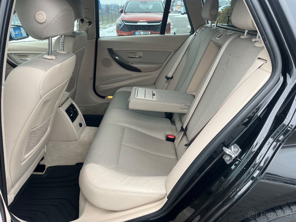 BMW kombi 320d Xdrive - 9
