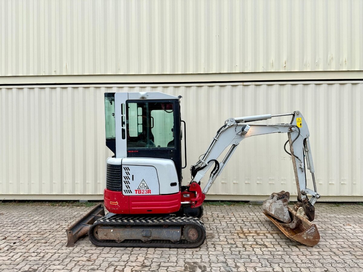 Minibagr Takeuchi TB23R - 9