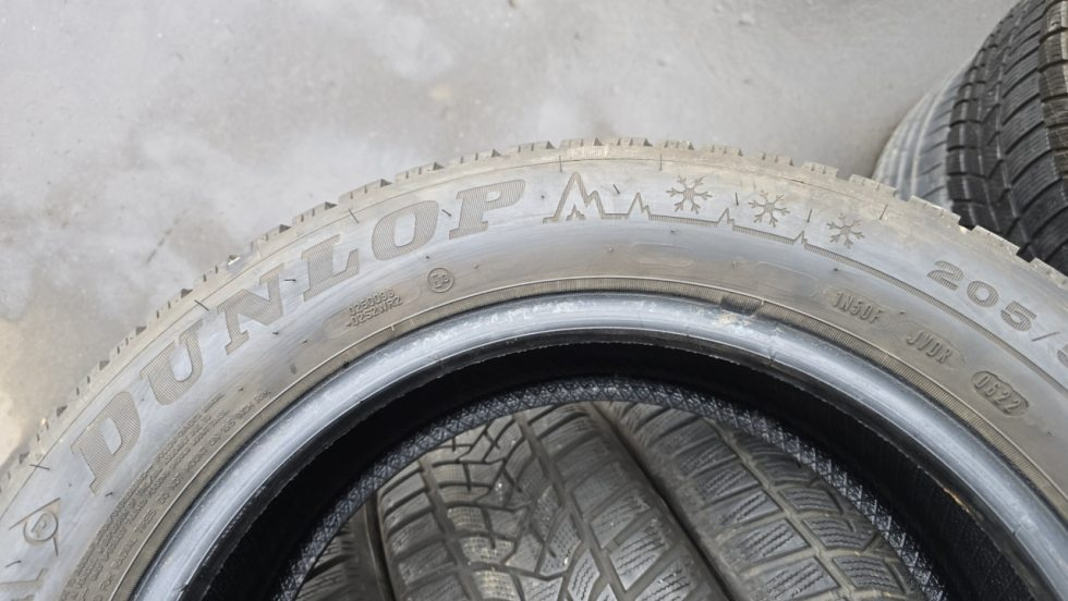 Zimní pneumatiky 205/55/16 Dunlop - 9