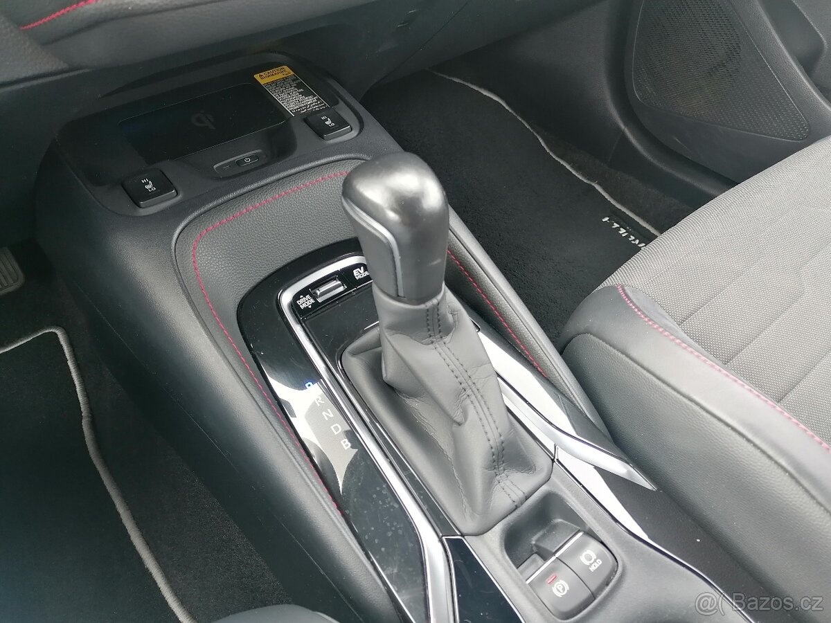 Toyota Corolla 1.8 Hybrid Premium - 9