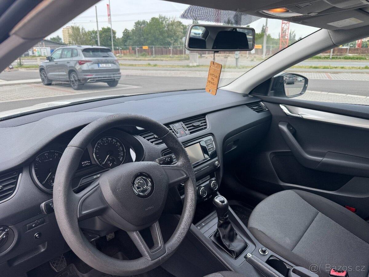 Škoda Octavia 1.0 TSI - 9