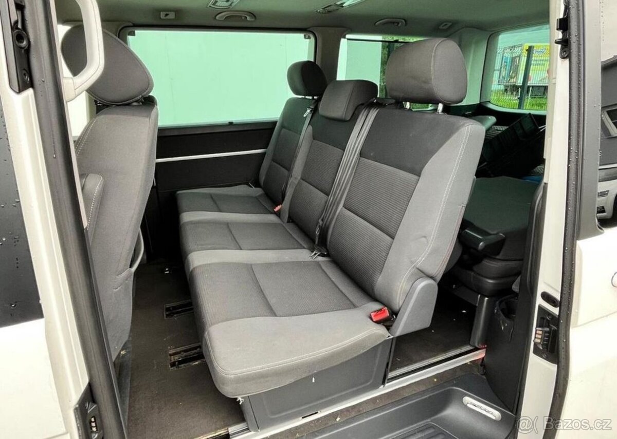 Volkswagen Multivan - 9