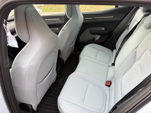 Volvo EX 30 single engine,extended range ULTRA - 9