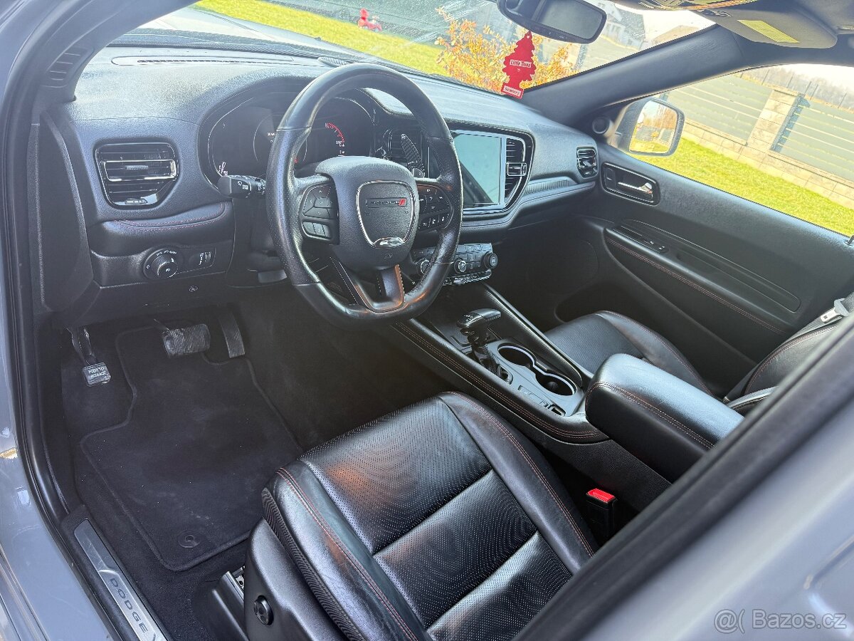 DODGE DURANGO 5.7 HEMI V8 2021 FULL VYBAVA DPH - 9