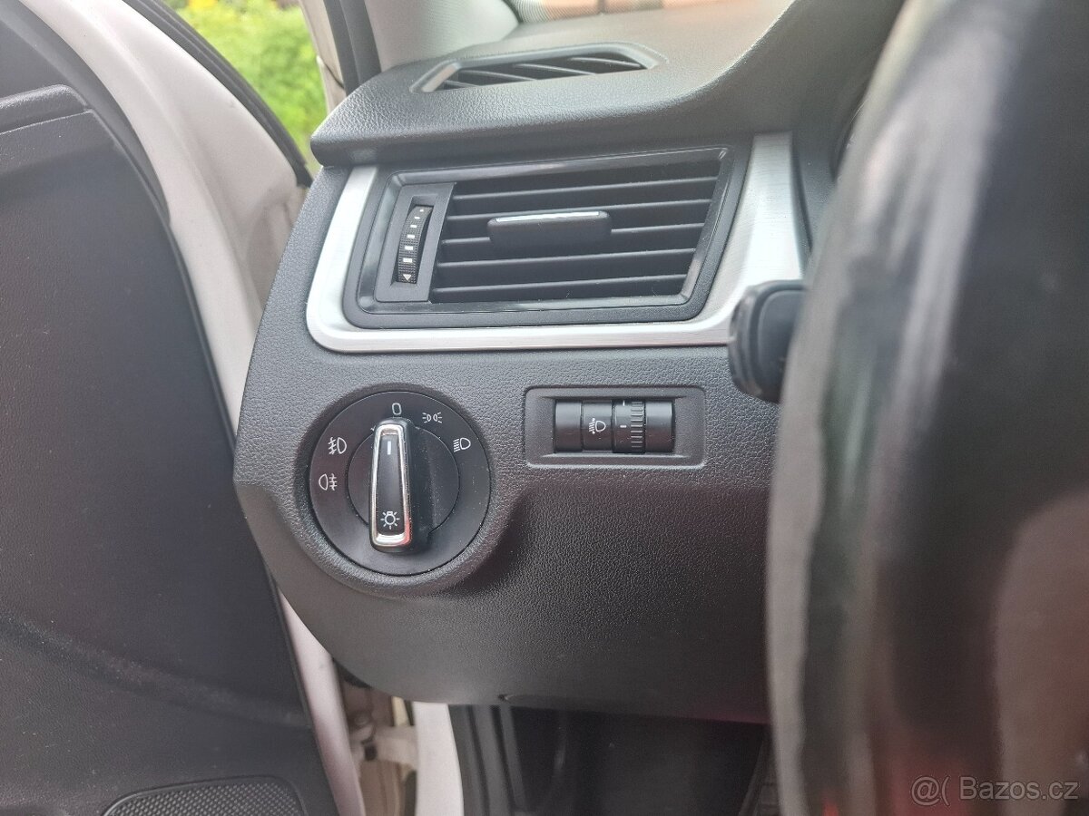 Rapid bílý 1,4 TDi - 9
