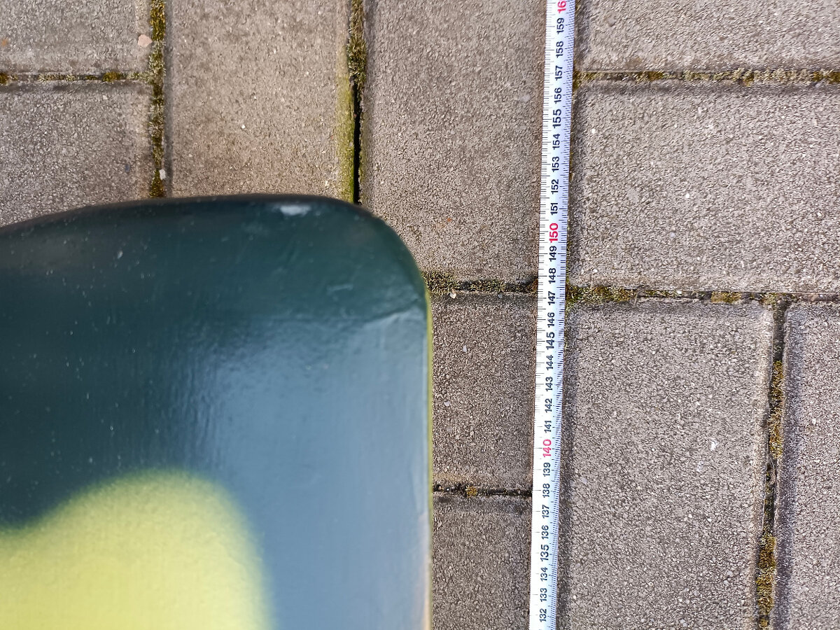 Starší rozdělané letadlo cca stíhačka bez motoru nové balza - 9