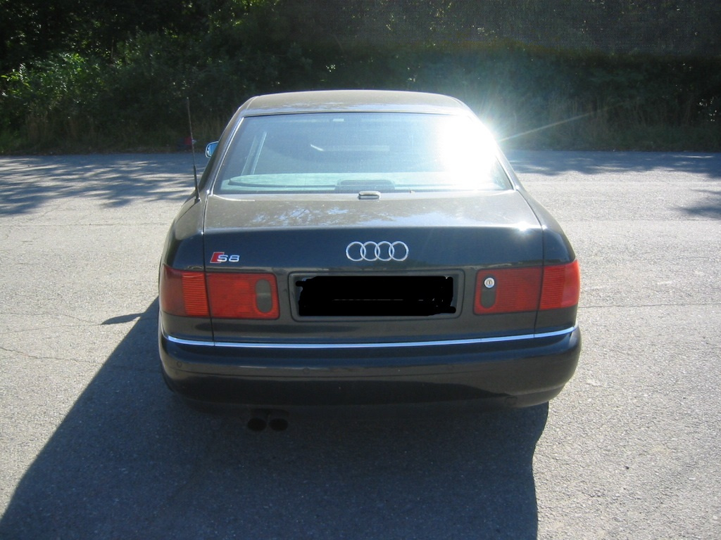 AUDI S8, A8 D2 4.2 265kw quattro MANUÁL facelift - díly - 9