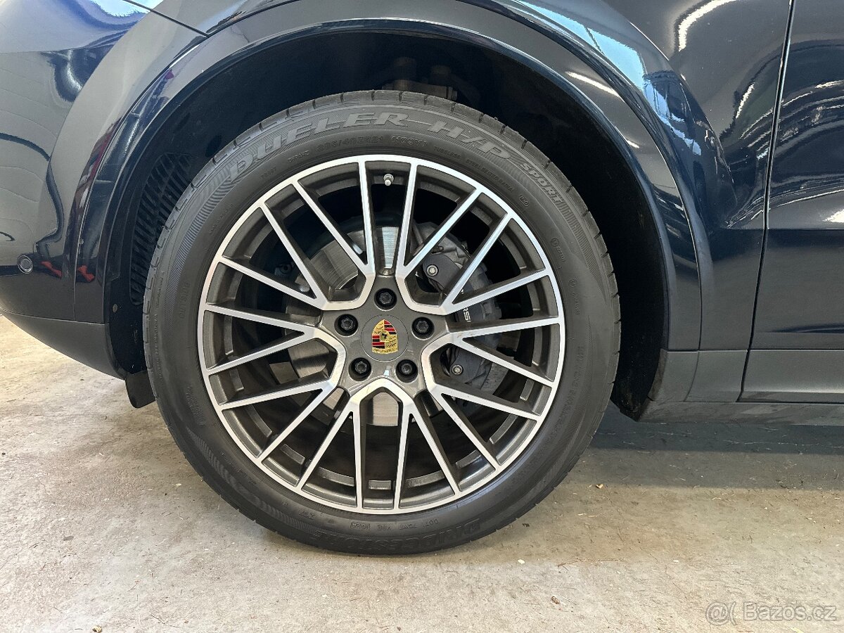 Porsche Cayenne E-Hybrid APPROVED - 9