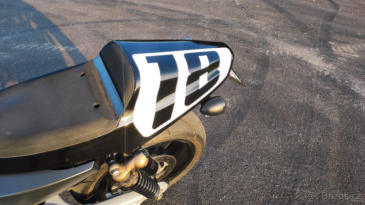 Harley Davidson XR 1200 - 9