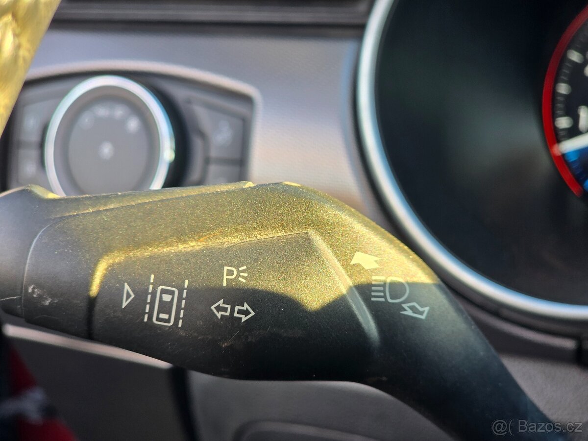 Ford Mustang GT EU verze - 9