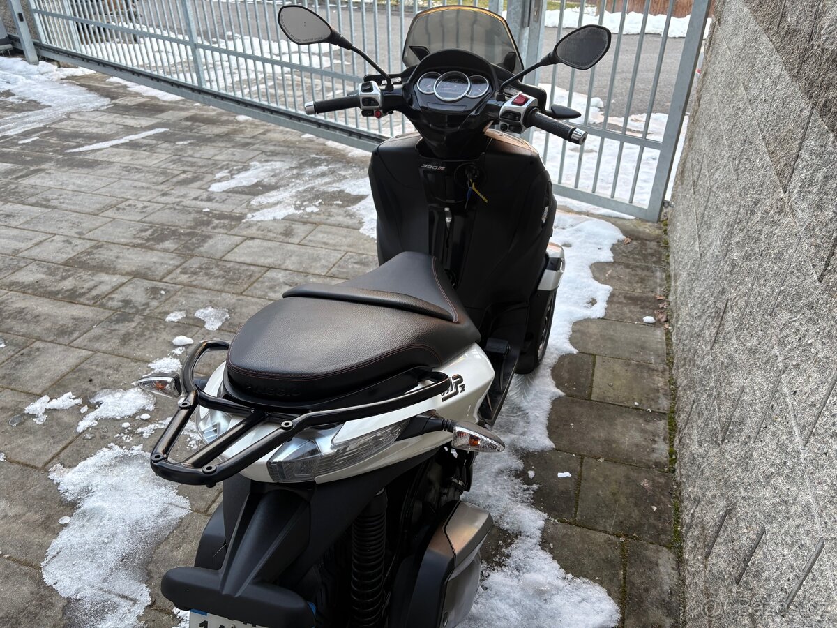 Piaggio mp3 yourban 300 2013 - 9
