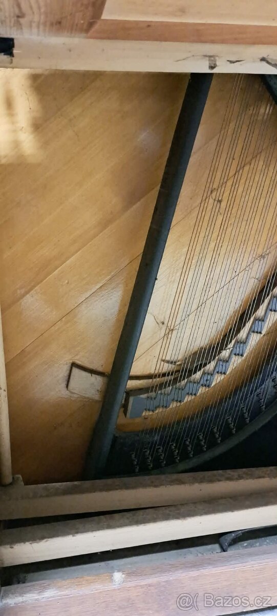 AUGUST FÖRSTER - Koncertní pianino. - 9