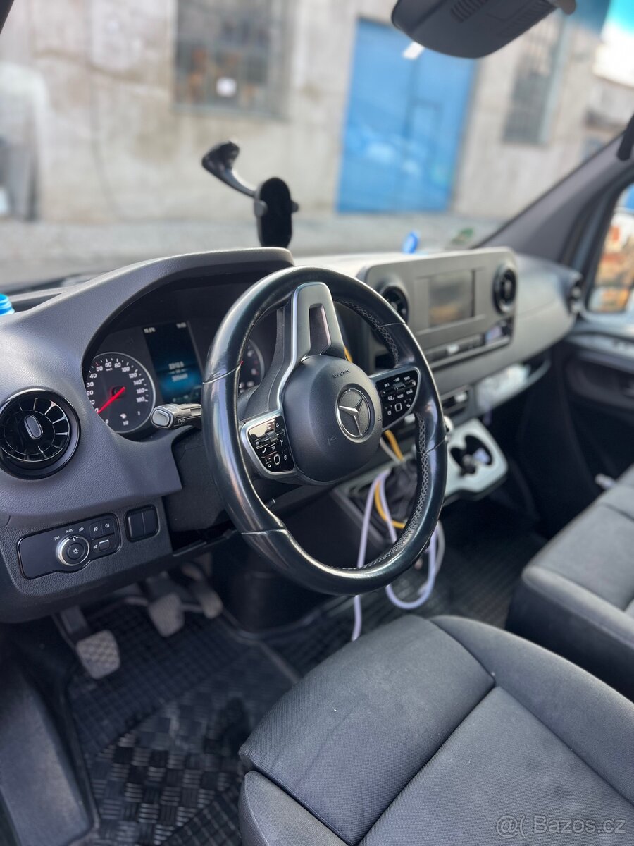 Mersedes Benz Sprinter.2021.rok.2.0.317.CDI.305000.km. - 9