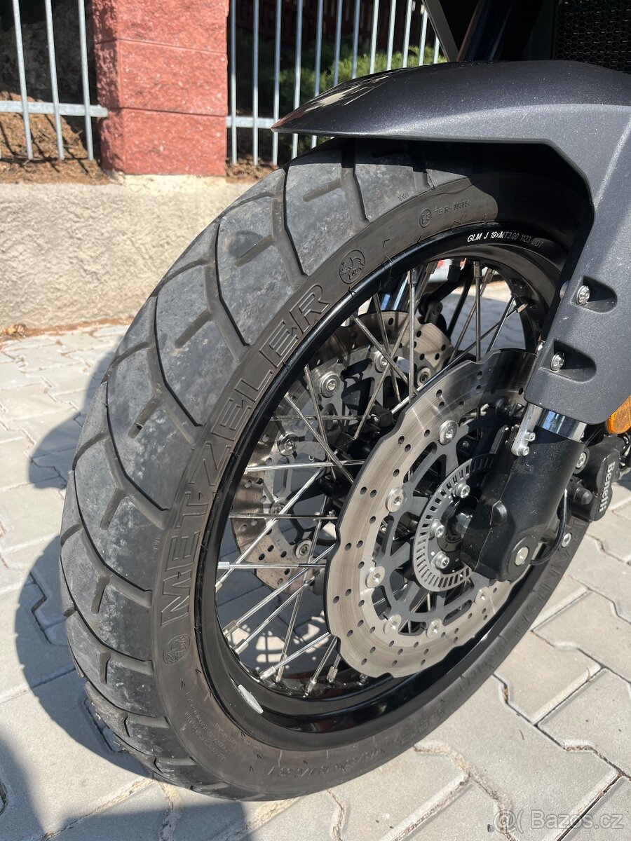 Benelli TRK 502 X - 9