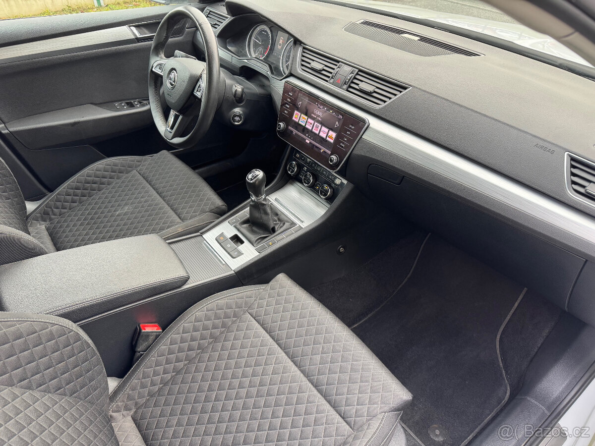 SUPERB 2.0TDI 110kW STYLE+ ACC LED KOUPENO V ČR ODPOČET DPH - 9