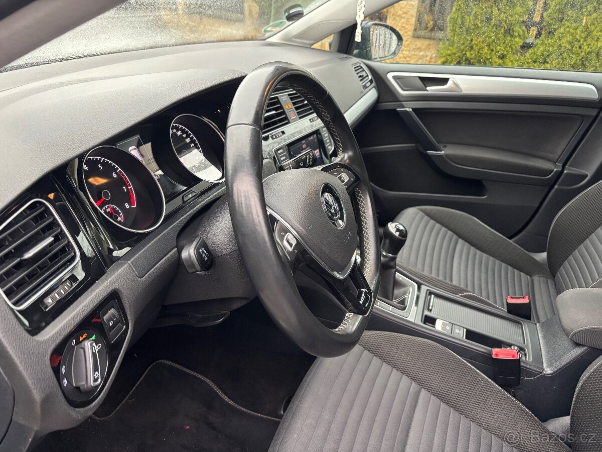 Volkswagen Golf 1.2 TSI 99 000km - 9