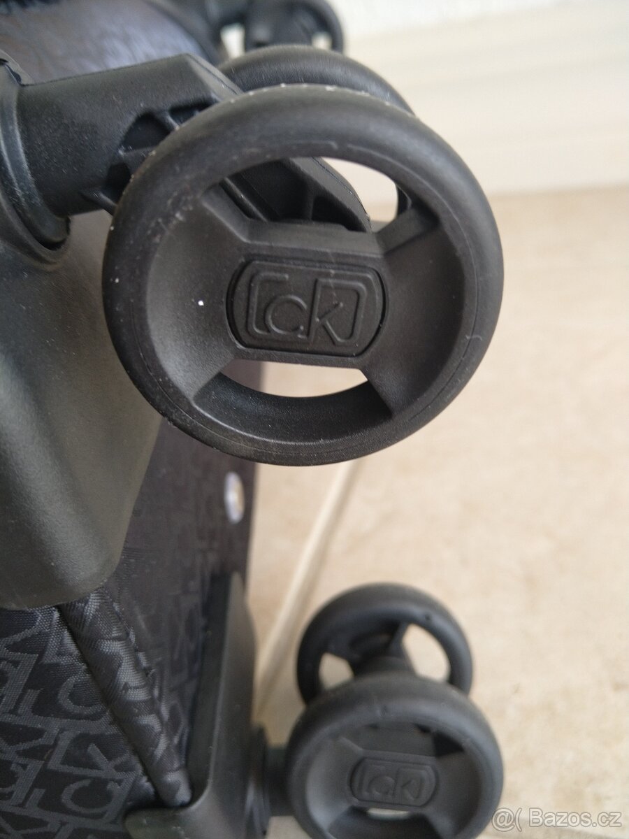 Calvin Klein - kabinové zavazadlo. - 9