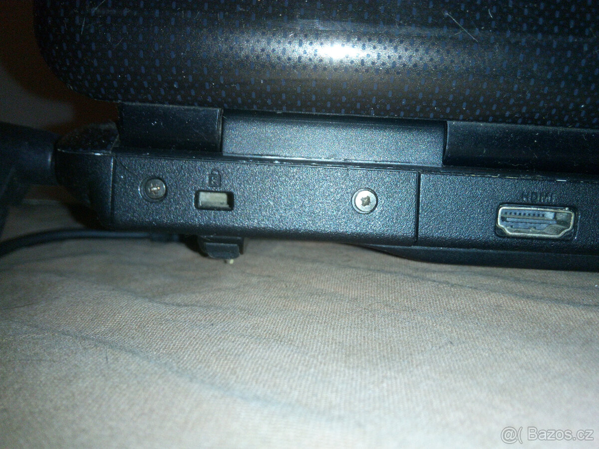 Nefunkční Notebook Asus Pro66I vadná zákl. deska - 9