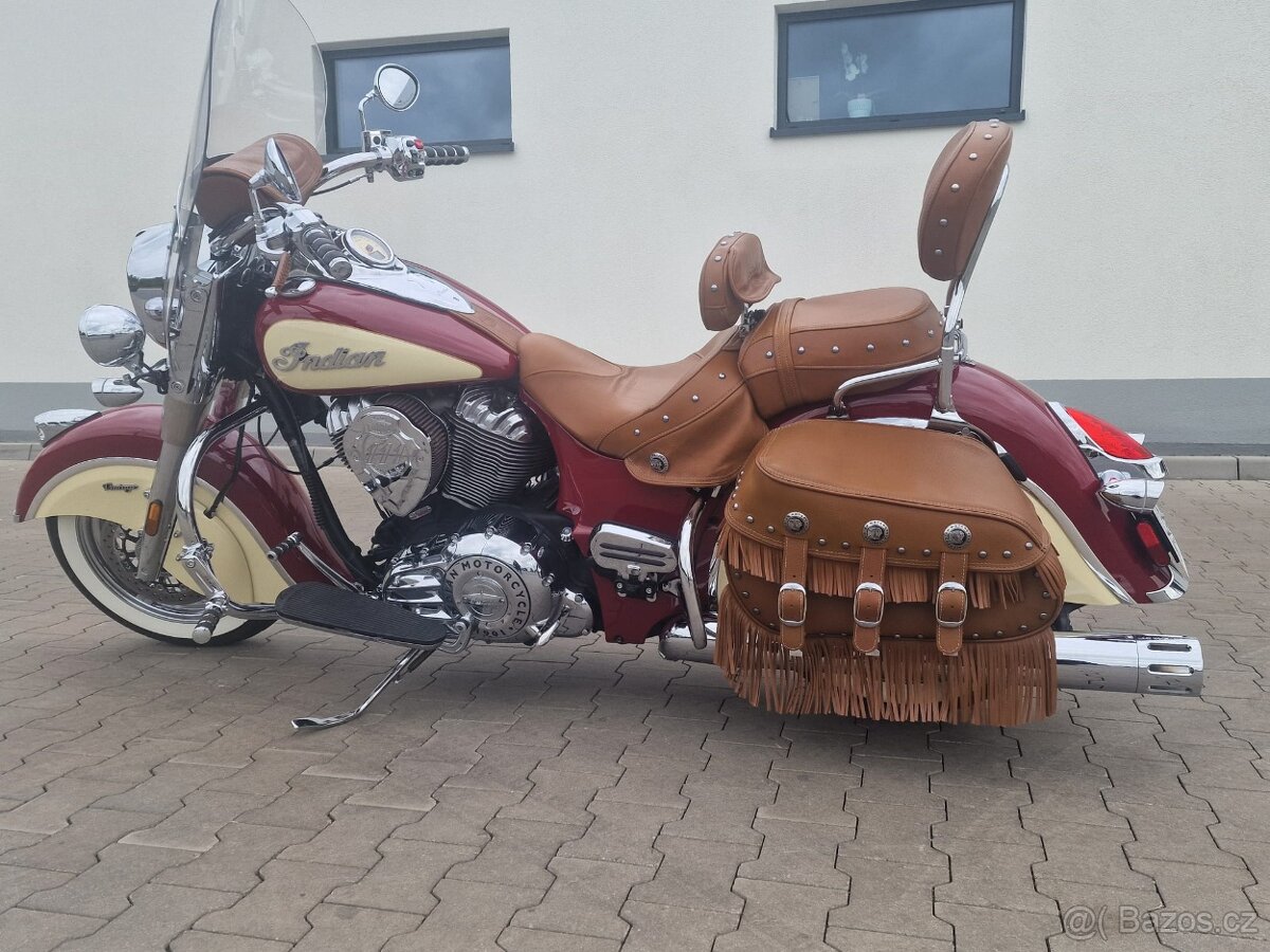 Indian Chief Vintage 2017 Indian Motorcycle Red Ivory Cream - 9