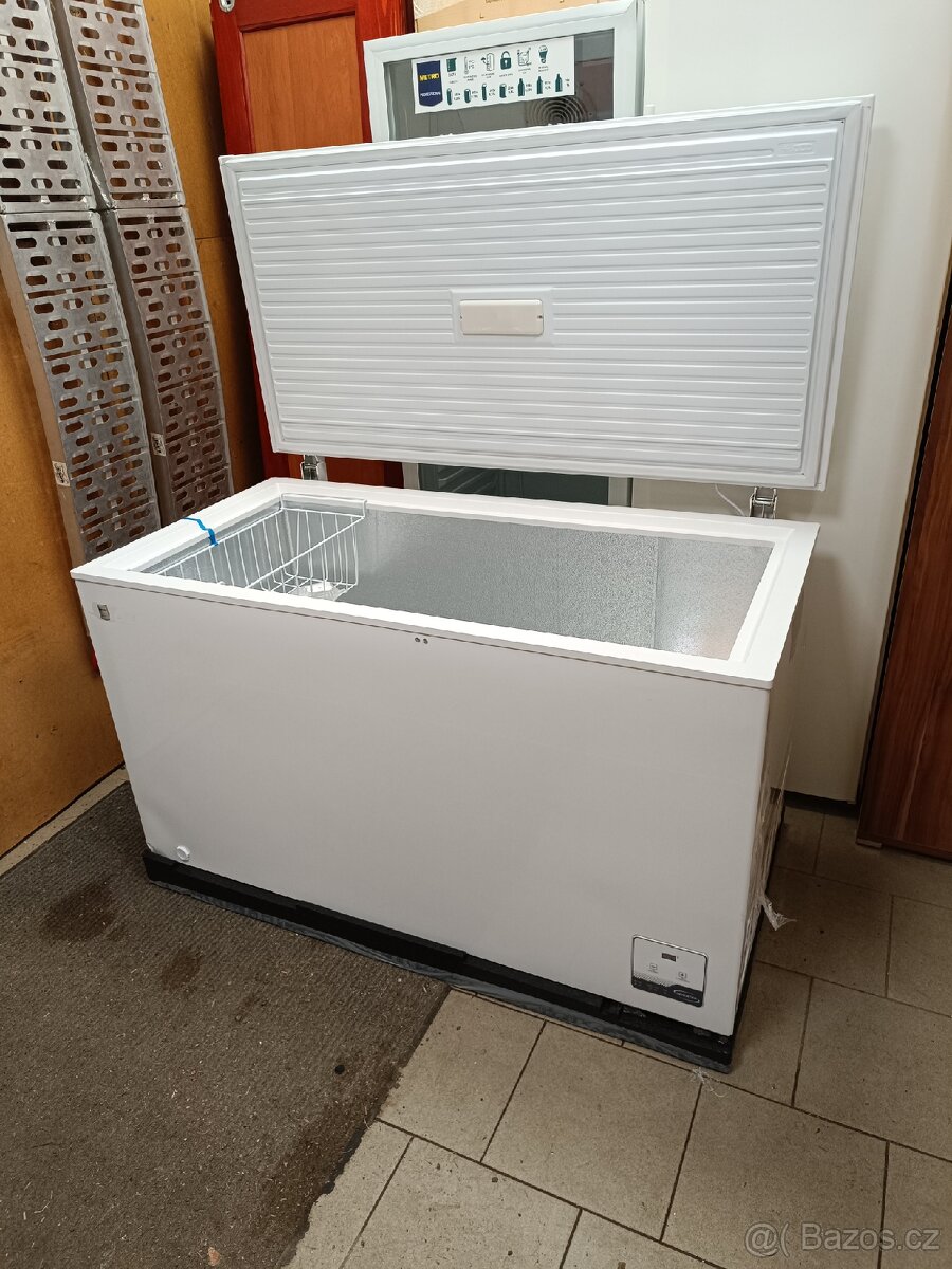 Nový pultový mrazák METRO 400 L - 9